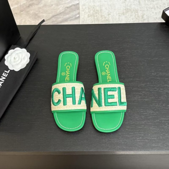 【CHANEL】25cスリッポンレディース 【CHANEL】25cスリッポンレディース