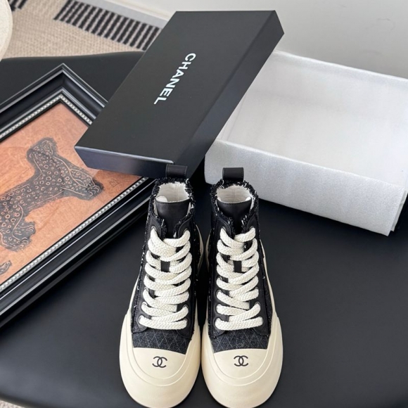 【CHANEL】25Cスニーカーレディース 【CHANEL】25Cスニーカーレディース