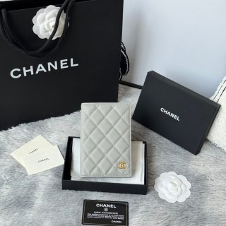 CHANEL AP3197 クラシックパスポートケース カヴィア粒革 サイズ:14.5x10.5cm CHANEL AP3197 クラシックパスポートケース カヴィア粒革 サイズ:14.5x10.5cm