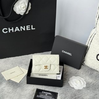 CHANEL AP0230 84401 三つ折り財布 細粒牛皮 サイズ:10.5x7.5cm
