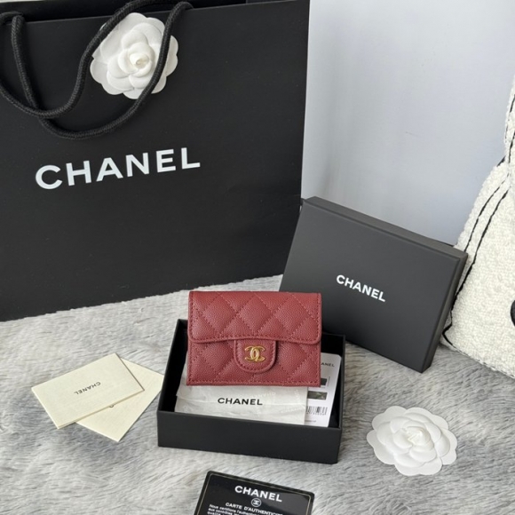 CHANEL AP0230 84401 三つ折り財布 細粒牛皮 サイズ:10.5x7.5cm CHANEL AP0230 84401 三つ折り財布 細粒牛皮 サイズ:10.5x7.5cm