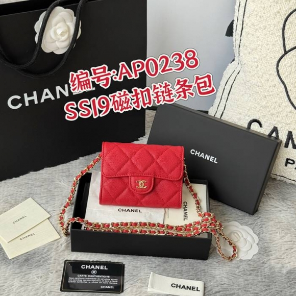 CHANEL 0238 SS19 チェーン付きカードケース カヴィア粒革 サイズ:12.5x8.5x2.5cm CHANEL 0238 SS19 チェーン付きカードケース カヴィア粒革 サイズ:12.5x8.5x2.5cm