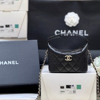 CHANEL カーフレザー 荔枝紋 ブラック×ゴールド 斜め掛けバッグ クラシック 21.5×19×7.5cm サイズ:21.5×19×7.5cm CHANEL カーフレザー 荔枝紋 ブラック×ゴールド 斜め掛けバッグ クラシック 21.5×19×7.5cm サイズ:21.5×19×7.5cm
