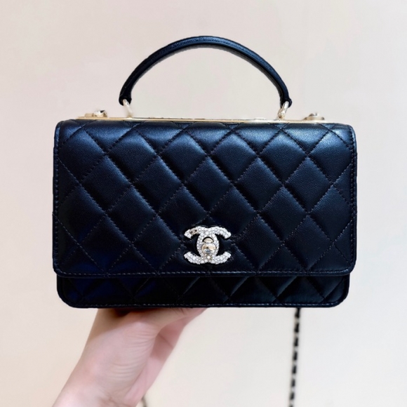 CHANEL ラムレザー ハンドバッグ 限定 ファッショナブル 19.3×12×3.5cm サイズ:19.3×12×3.5cm CHANEL ラムレザー ハンドバッグ 限定 ファッショナブル 19.3×12×3.5cm サイズ:19.3×12×3.5cm