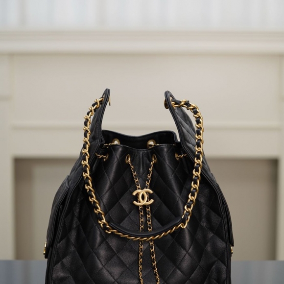 CHANEL ブラック×ゴールド バケツバッグ 大 40×30×15cm サイズ:40×30×15cm CHANEL ブラック×ゴールド バケツバッグ 大 40×30×15cm サイズ:40×30×15cm