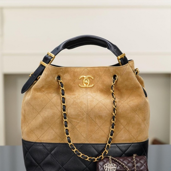 CHANEL 菱格紋 バケツバッグ クラシック 33×29×11cm サイズ:33×29×11cm CHANEL 菱格紋 バケツバッグ クラシック 33×29×11cm サイズ:33×29×11cm