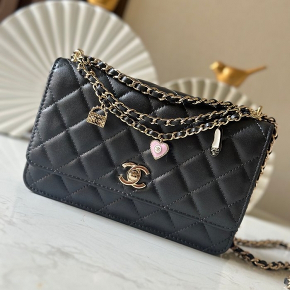 CHANEL 66051 ラムレザー 菱格紋 ブラック×ピンク×ゴールド チェーンバッグ クラシック 通勤 19.5×13×3.5cm サイズ:19.5×13×3.5cm CHANEL 66051 ラムレザー 菱格紋 ブラック×ピンク×ゴールド チェーンバッグ クラシック 通勤 19.5×13×3.5cm サイズ:19.5×13×3.5cm