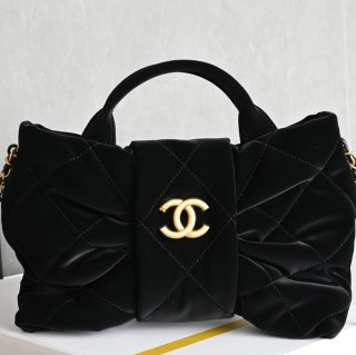 CHANEL ナイロン ブラック×ホワイト×ゴールド ヴィンテージ 小 26×18×5cm サイズ:26×18×5cm