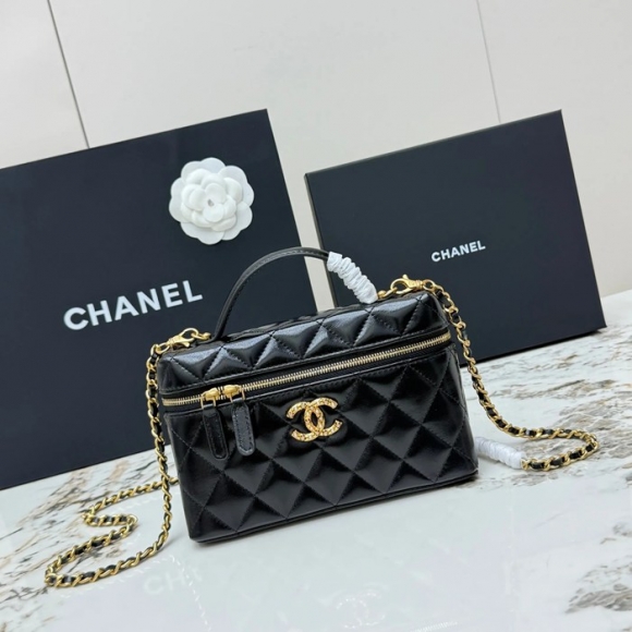 CHANEL AP4974 ラムレザー 菱格紋 ブラック×ゴールド 斜め掛けバッグ クラシック ヴィンテージ 19.5×17×5cm サイズ:19.5×17×5cm CHANEL AP4974 ラムレザー 菱格紋 ブラック×ゴールド 斜め掛けバッグ クラシック ヴィンテージ 19.5×17×5cm サイズ:19.5×17×5cm