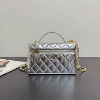 CHANEL 99448 シルバー 斜め掛けバッグ ファッショナブル 19.5×17×5cm サイズ:19.5×17×5cm