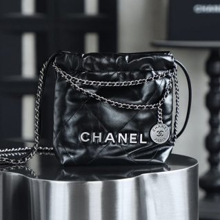 CHANEL スエード シルバー×ゴールド 斜め掛けバッグ ヴィンテージ 小 20×19×6cm サイズ:20×19×6cm CHANEL スエード シルバー×ゴールド 斜め掛けバッグ ヴィンテージ 小 20×19×6cm サイズ:20×19×6cm