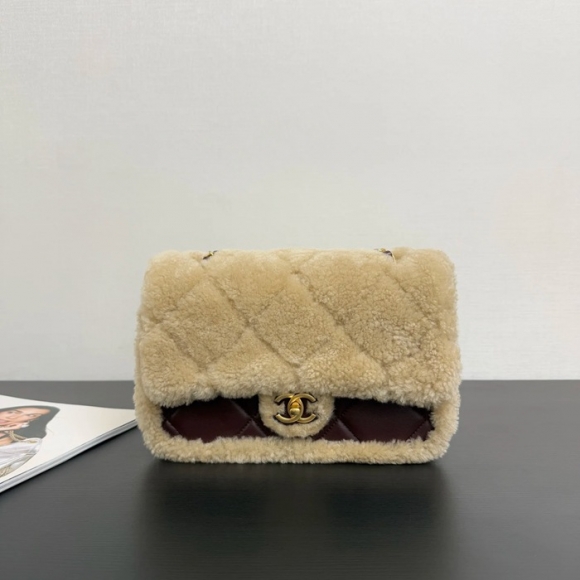 CHANEL 99412 ブラウン 斜め掛けバッグ 大容量 小 23.5×16×7.5cm サイズ:23.5×16×7.5cm CHANEL 99412 ブラウン 斜め掛けバッグ 大容量 小 23.5×16×7.5cm サイズ:23.5×16×7.5cm