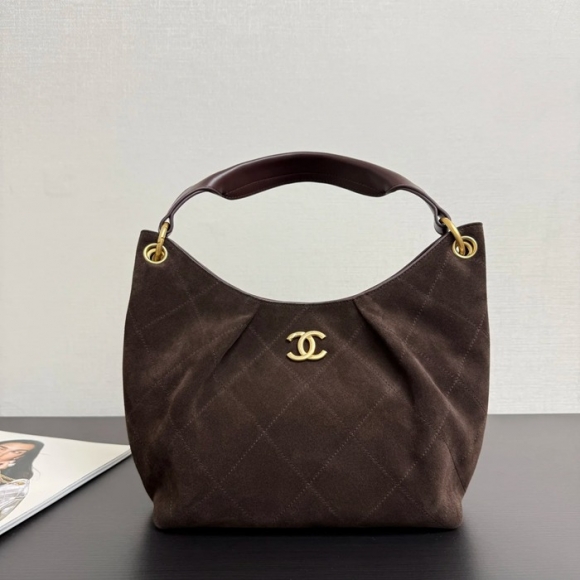 CHANEL 99531 スエード ブラウン 斜め掛けバッグ 秋冬 32×20×9cm サイズ:32×20×9cm CHANEL 99531 スエード ブラウン 斜め掛けバッグ 秋冬 32×20×9cm サイズ:32×20×9cm