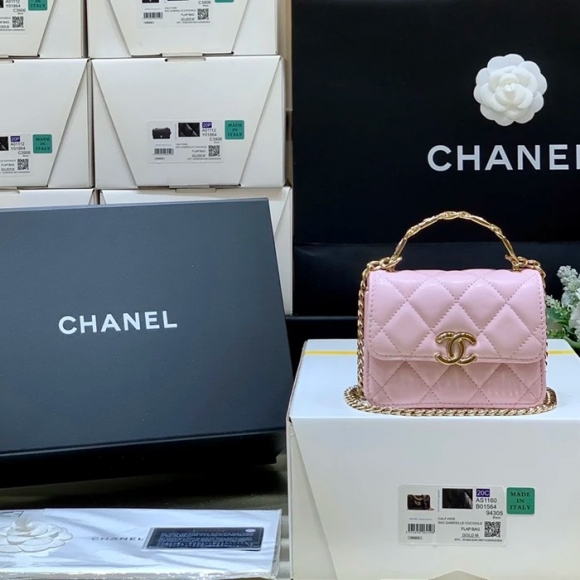 CHANEL AP2758 ラムレザー レッド×ゴールド 斜め掛けバッグ ファッショナブル 13×9.5×6cm サイズ:13×9.5×6cm