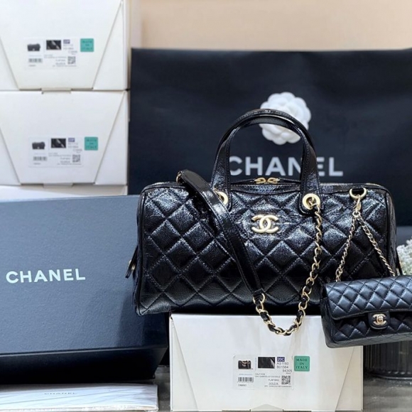 CHANEL カーフレザー ショルダーバッグ ヴィンテージ ファッショナブル 31×17×13cm サイズ:31×17×13cm CHANEL カーフレザー ショルダーバッグ ヴィンテージ ファッショナブル 31×17×13cm サイズ:31×17×13cm