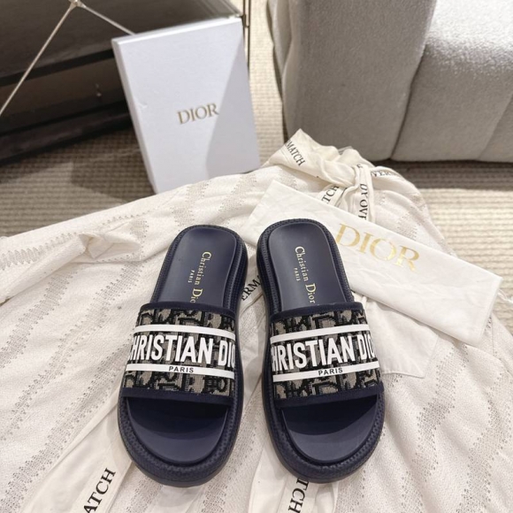 【DIOR】25SS春夏新作スリッポンビーチサンダルレディース 【DIOR】25SS春夏新作スリッポンビーチサンダルレディース