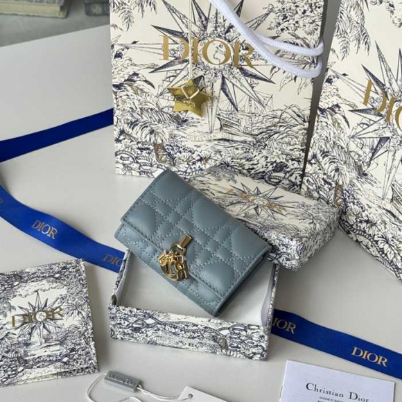 DIOR S0966ONMJ マイディオール グリシン 財布 ラム革 サイズ:11x7.5x2.5cm DIOR S0966ONMJ マイディオール グリシン 財布 ラム革 サイズ:11x7.5x2.5cm