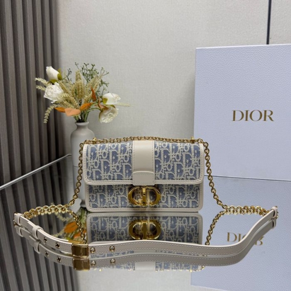 DIOR 9207 カーフレザー、チェーン レター ホワイト、ブルー ショルダーバッグ、チェーンバッグ 小 クラシック 21.0x12.0x6.0cm サイズ:21x12cm DIOR 9207 カーフレザー、チェーン レター ホワイト、ブルー ショルダーバッグ、チェーンバッグ 小 クラシック 21.0x12.0x6.0cm サイズ:21x12cm