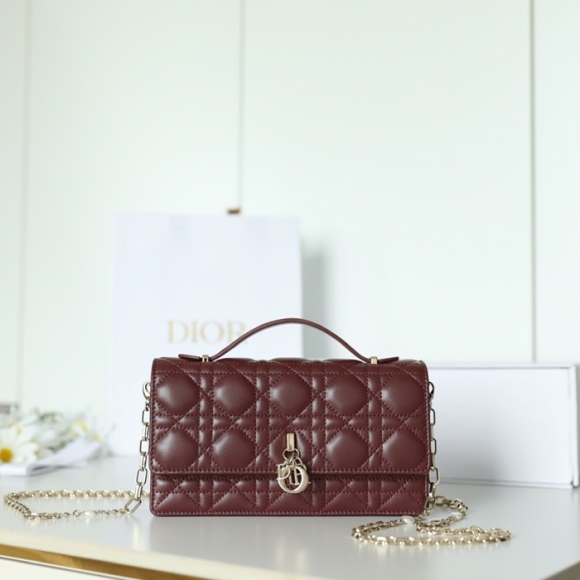 DIOR ラムレザー、レザー、チェーン グレンチェック、レター、ビーズ レッド、ベージュ、ワインレッド 斜め掛けバッグ、ハンドバッグ、ハンドバッグ ミニ 21.0x11.0cm サイズ:21x11cm DIOR ラムレザー、レザー、チェーン グレンチェック、レター、ビーズ レッド、ベージュ、ワインレッド 斜め掛けバッグ、ハンドバッグ、ハンドバッグ ミニ 21.0x11.0cm サイズ:21x11cm