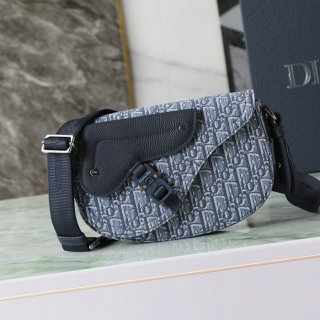 DIOR サドルメッセンジャー オブリーク 青 サイズ:21x16x5.5cm DIOR サドルメッセンジャー オブリーク 青 サイズ:21x16x5.5cm