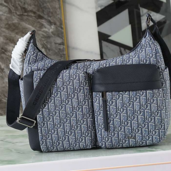 DIOR ライダーソフト餃子バッグ オブリーク 青 サイズ:36x30.5x14.5cm DIOR ライダーソフト餃子バッグ オブリーク 青 サイズ:36x30.5x14.5cm