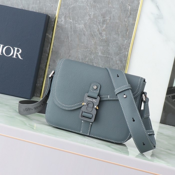 DIOR サドルメッセンジャー 粒面牛皮革 深灰 サイズ:23x17.5cm DIOR サドルメッセンジャー 粒面牛皮革 深灰 サイズ:23x17.5cm