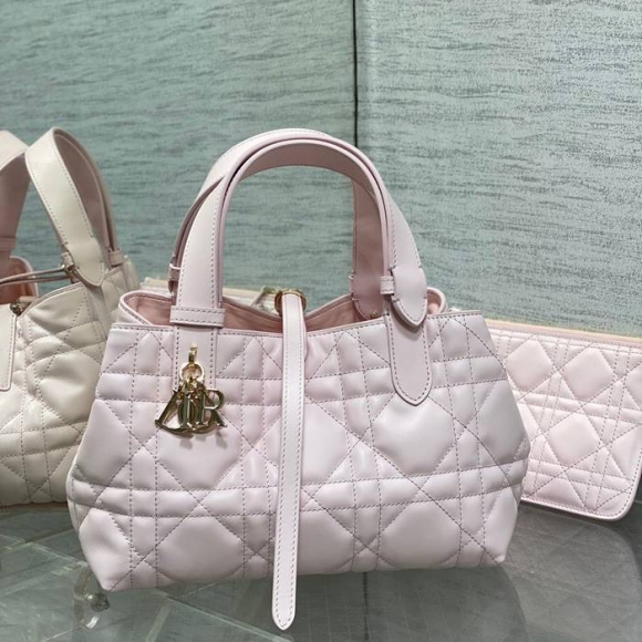 DIOR カーフレザー レター パープル、ピンク バッグ 小 クラシック 23.0x15.0x15.0cm サイズ:23x15x15cm DIOR カーフレザー レター パープル、ピンク バッグ 小 クラシック 23.0x15.0x15.0cm サイズ:23x15x15cm