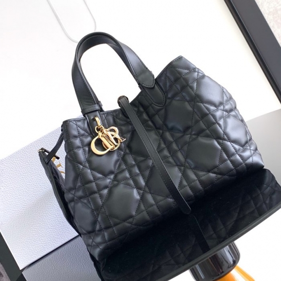 DIOR 2821 カーフレザー、レザー グレンチェック、刺繍、レター ブラック、ベージュ ショルダーバッグ、ハンドバッグ、ハンドバッグ 中 新作 サイズ:28.5x21.5x17cm DIOR 2821 カーフレザー、レザー グレンチェック、刺繍、レター ブラック、ベージュ ショルダーバッグ、ハンドバッグ、ハンドバッグ 中 新作 サイズ:28.5x21.5x17cm