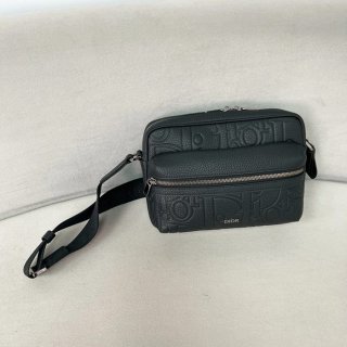 DIOR ライダー2.0メッセンジャー 粒面牛皮 サイズ:23x17x7.5cm DIOR ライダー2.0メッセンジャー 粒面牛皮 サイズ:23x17x7.5cm