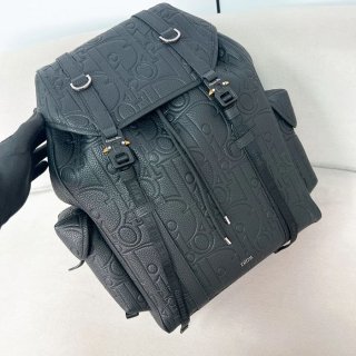 DIOR ヒットザロードオールレザーリュック グラビティ サイズ:43x43x18cm DIOR ヒットザロードオールレザーリュック グラビティ サイズ:43x43x18cm