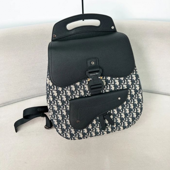 DIOR ギャロップリュック オブリーク サイズ:28x12cm DIOR ギャロップリュック オブリーク サイズ:28x12cm