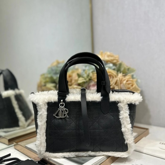 DIOR 1188 カーフレザー、レザー グレンチェック ブラック、ホワイト、グレー 斜め掛けバッグ、ハンドバッグ、ハンドバッグ 小 23.0x14.0x12.0cm サイズ:23x14x12cm DIOR 1188 カーフレザー、レザー グレンチェック ブラック、ホワイト、グレー 斜め掛けバッグ、ハンドバッグ、ハンドバッグ 小 23.0x14.0x12.0cm サイズ:23x14x12cm