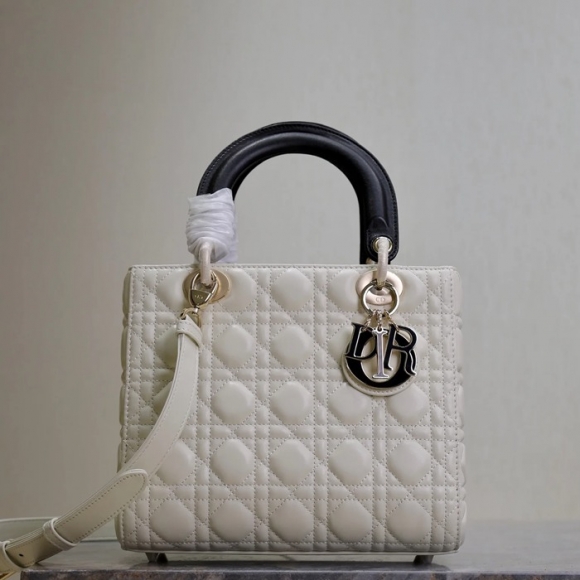 DIOR 0565 ラムレザー、スエード、レザー グレンチェック、レター、パッチワーク ブラック、ホワイト、ゴールド 斜め掛けバッグ、ショルダーバッグ、ハンドバッグ クラシック サイズ:24x20x11cm DIOR 0565 ラムレザー、スエード、レザー グレンチェック、レター、パッチワーク ブラック、ホワイト、ゴールド 斜め掛けバッグ、ショルダーバッグ、ハンドバッグ クラシック サイズ:24x20x11cm