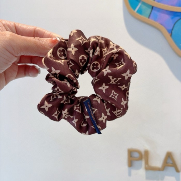 ルイ ヴィトン スタイル ヘアゴム シルク ルイ ヴィトン スタイル ヘアゴム シルク
