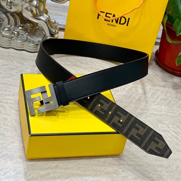 フェンディ メンズ ベルト 両面用 40mm フェンディ メンズ ベルト 両面用 40mm