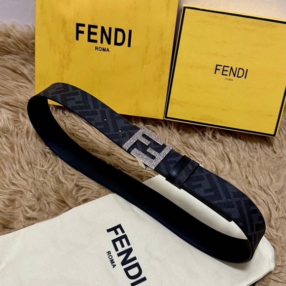 フェンディ メンズ ベルト 両面用 4.0cm フェンディ メンズ ベルト 両面用 4.0cm