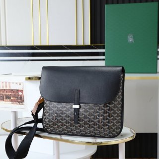 GOYARD クルシエメッセンジャー サイズ:32x25cm GOYARD クルシエメッセンジャー サイズ:32x25cm