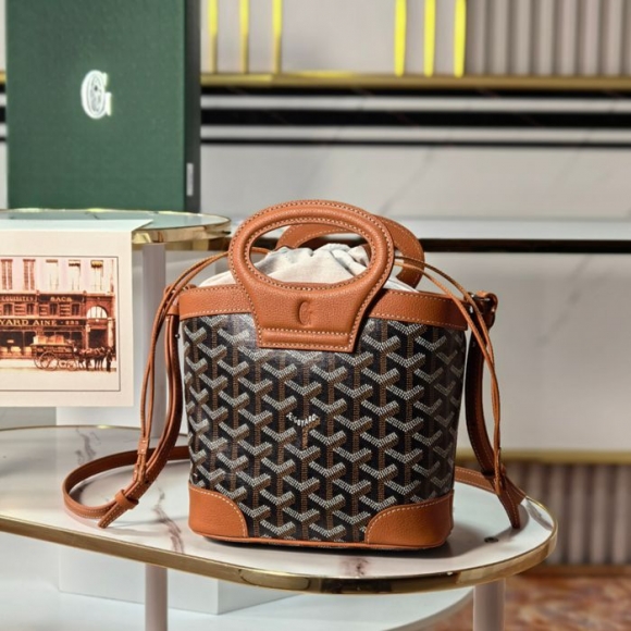 GOYARD 斜め掛けバッグ、ショルダーバッグ、ミニバッグ クラシック、ミニ サイズ:23x18.5x8cm GOYARD 斜め掛けバッグ、ショルダーバッグ、ミニバッグ クラシック、ミニ サイズ:23x18.5x8cm
