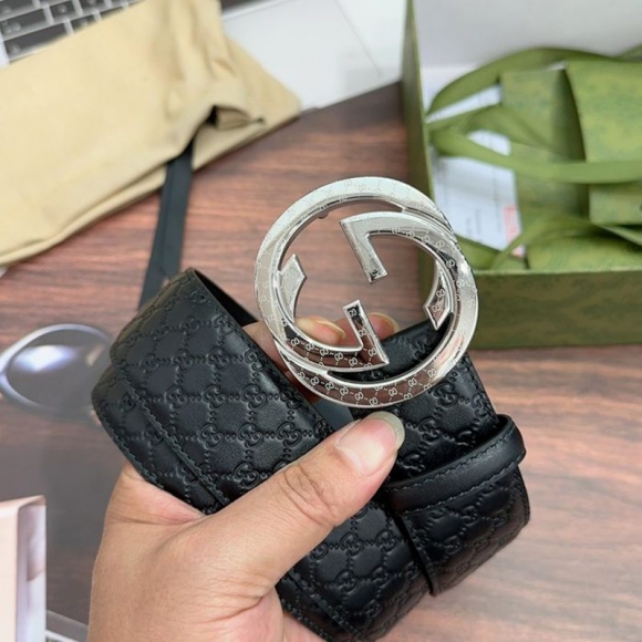 グッチ メンズ ベルト シグネチャー 3.8cm グッチ メンズ ベルト シグネチャー 3.8cm
