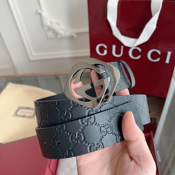 グッチ メンズ ベルト シグネチャー 3.8cm グッチ メンズ ベルト シグネチャー 3.8cm