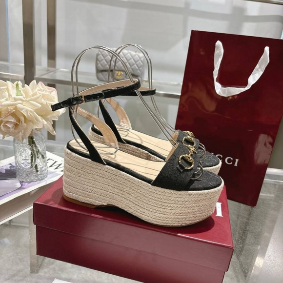 【GUCCI】2026春夏サンダルレディース 【GUCCI】2026春夏サンダルレディース