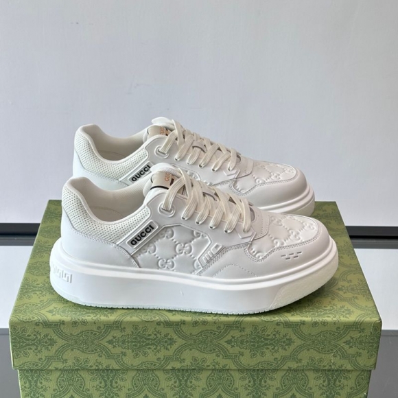 グッチ メンズ スニーカー 厚底 38-44 グッチ メンズ スニーカー 厚底 38-44