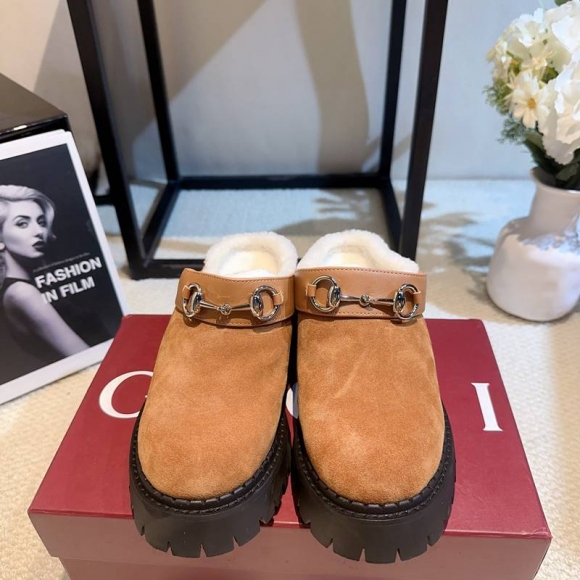 【GUCCI】ファースリッポンレディース 【GUCCI】ファースリッポンレディース