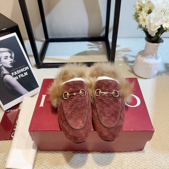 【GUCCI】2026秋冬ファースリッポンレディース 【GUCCI】2026秋冬ファースリッポンレディース