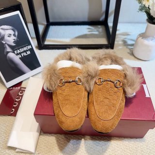 【GUCCI】2026秋冬ファースリッポンレディース 【GUCCI】2026秋冬ファースリッポンレディース