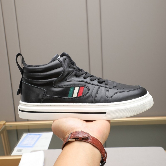 グッチ メンズ スニーカー 38-44 グッチ メンズ スニーカー 38-44