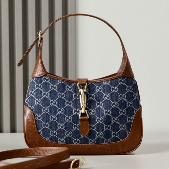 GUCCI 636706 ハンドバッグ GG、ジャッキー、クラシック 28x19cm サイズ:28x19cm GUCCI 636706 ハンドバッグ GG、ジャッキー、クラシック 28x19cm サイズ:28x19cm