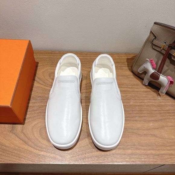 【HERMES】25新作スリッポンレザースリッポンメンズレディース 【HERMES】25新作スリッポンレザースリッポンメンズレディース