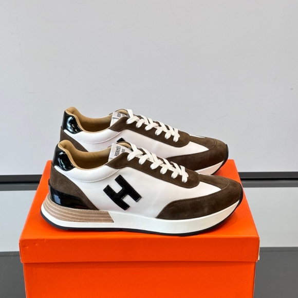 エルメス メンズ スニーカー ウーゴ 39-44 エルメス メンズ スニーカー ウーゴ 39-44