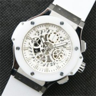 HUBLOT アエロバン 全面ホワイト セラミックベゼル 世界限定デザイン HUBLOT アエロバン 全面ホワイト セラミックベゼル 世界限定デザイン